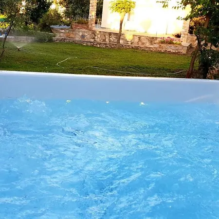 With Private Pool Holiday home *