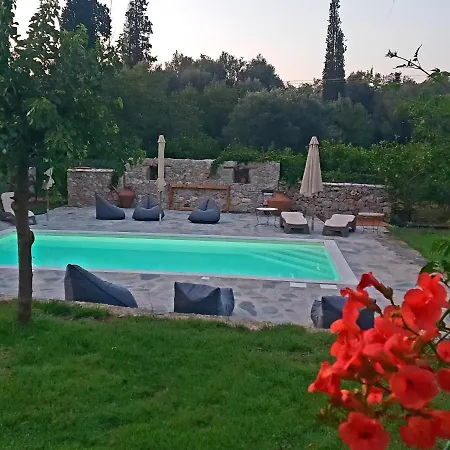 Holiday home With Private Pool *