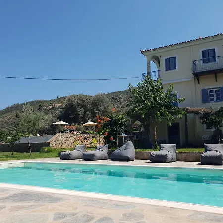 With Private Pool Holiday home *
