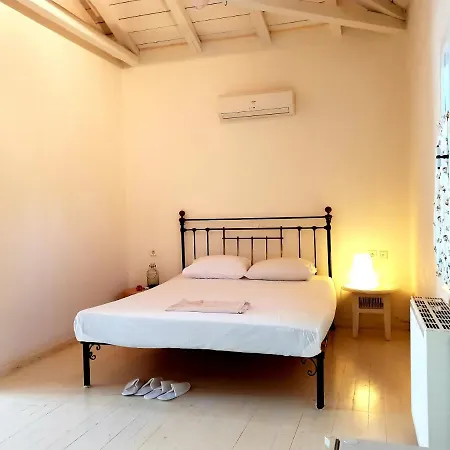 Holiday home With Private Pool