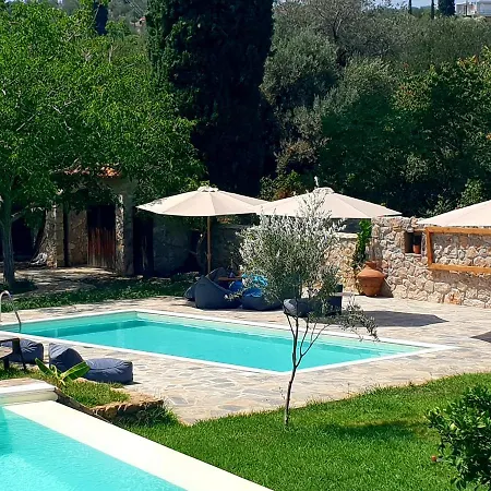 Holiday home With Private Pool